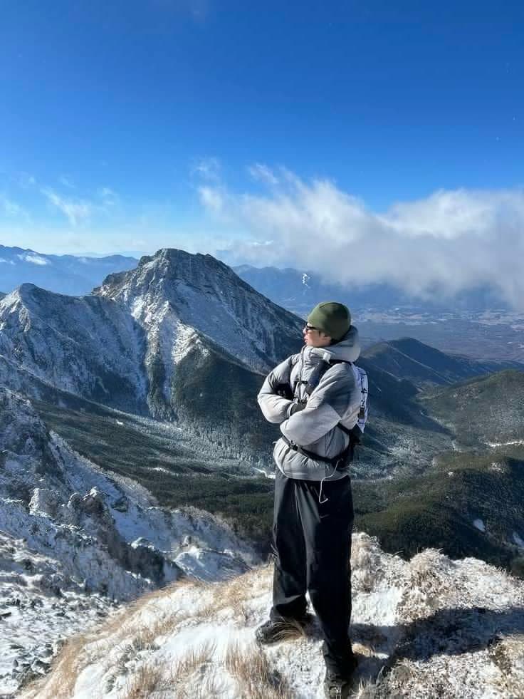 hiking mountains
